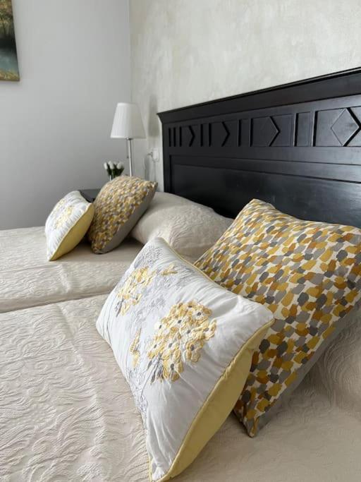 Casa Azalea - Nuevo Alojamiento En Setenil De Las Bodegas Bagian luar foto